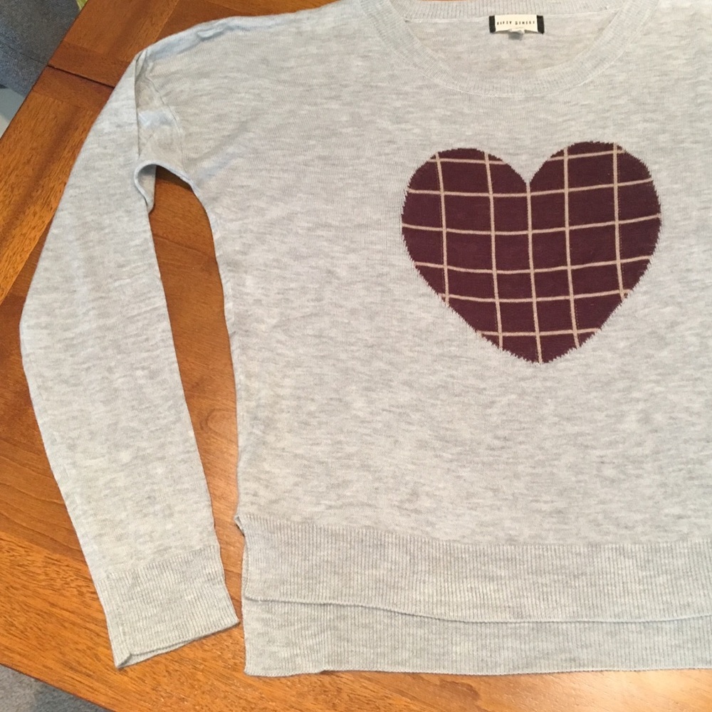 💜 Fifty Street Sweater 💜